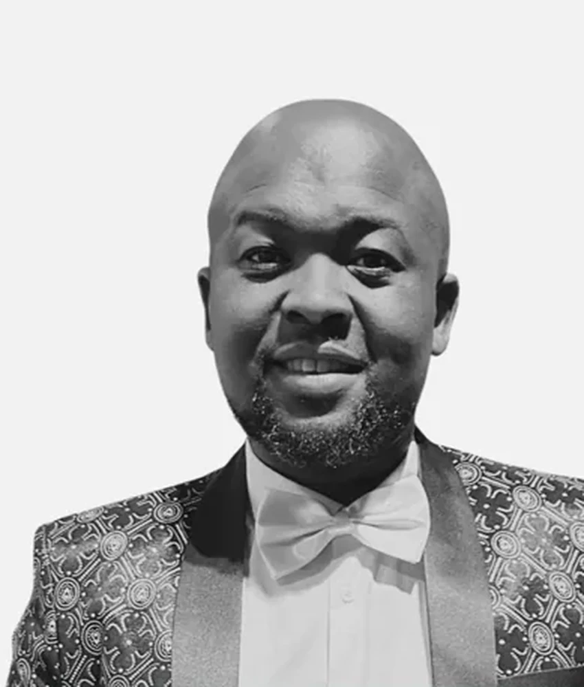 Dr Kuhle Zwakala